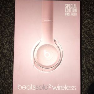 Beats solo 2 wireless headphones